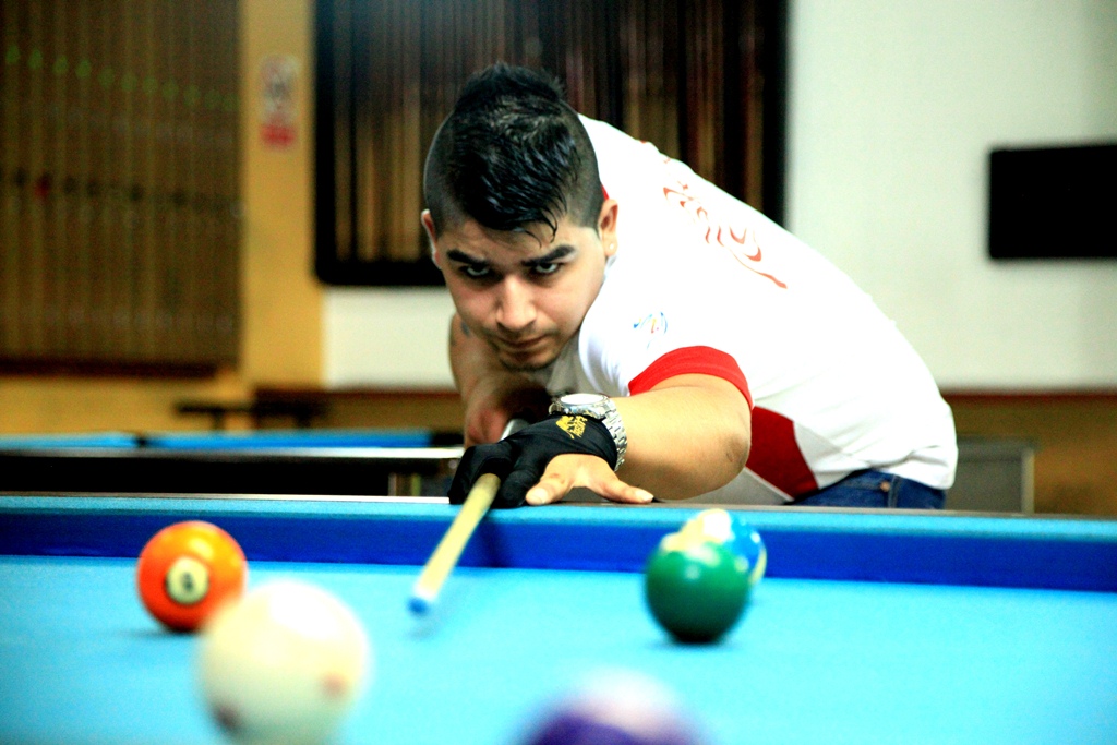 POOLTEVEZ
