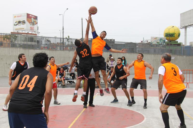 interior jueos deportivos 3