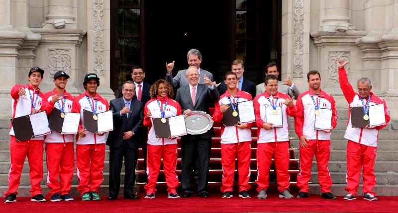los campeones con el presidente