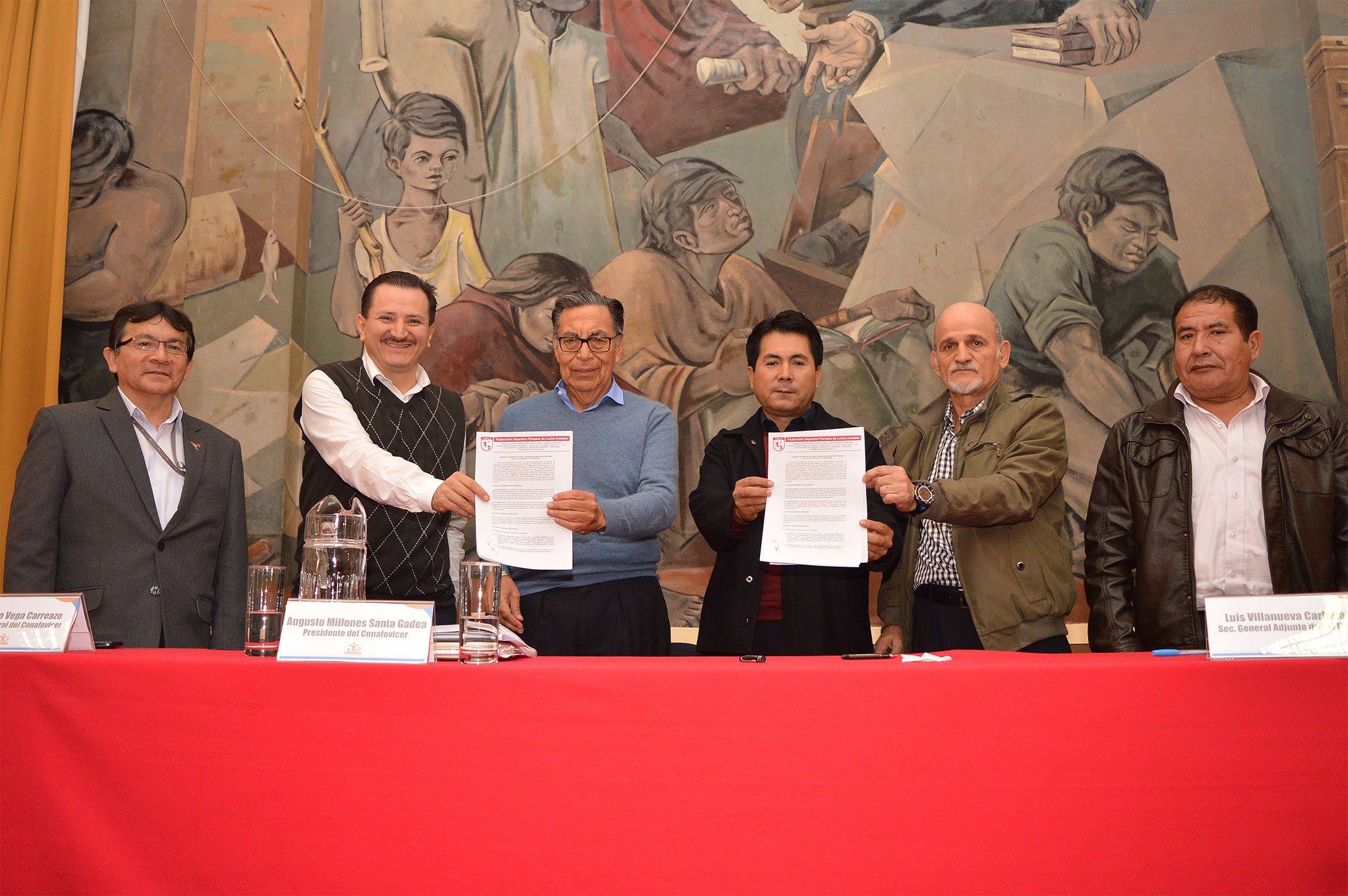 los dirigentes de lucha en la firma con convafonicer