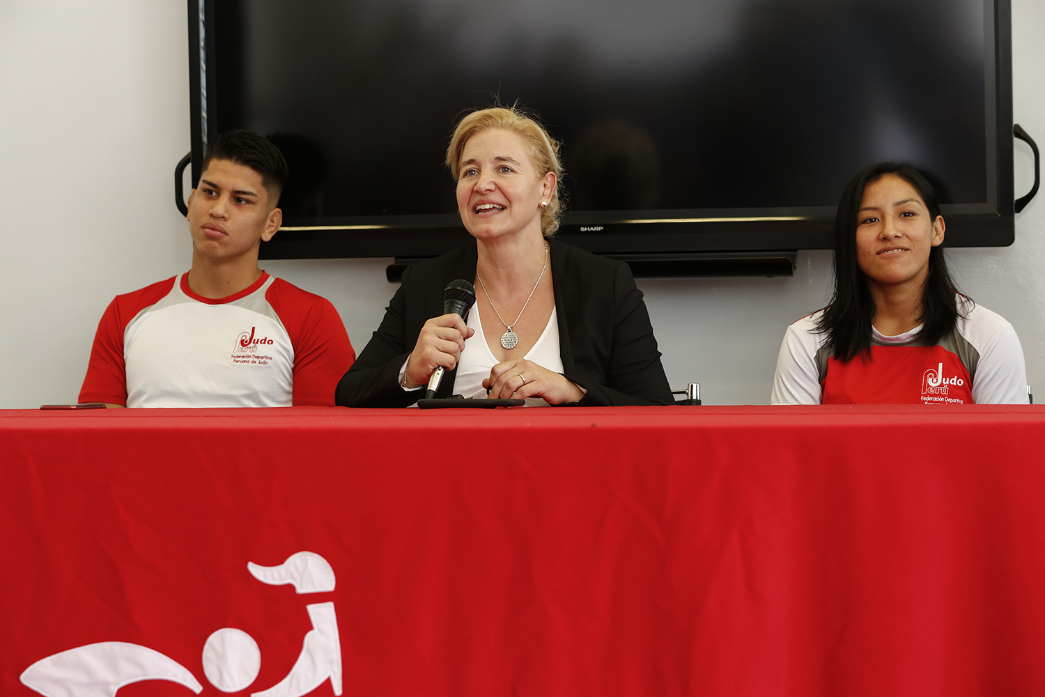 maria martinez jefa de la unidad tecnica