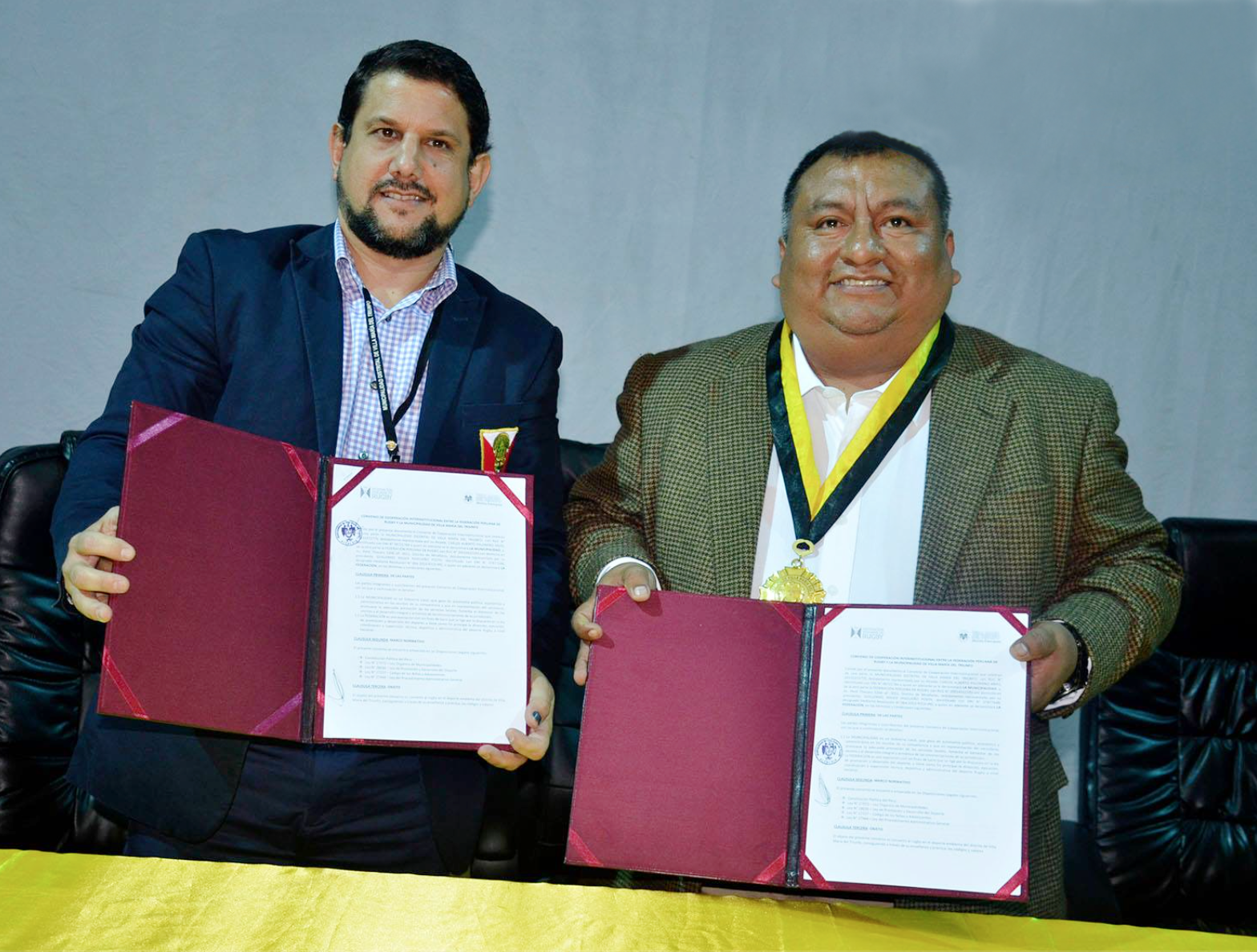 maser y alcalde en convenio