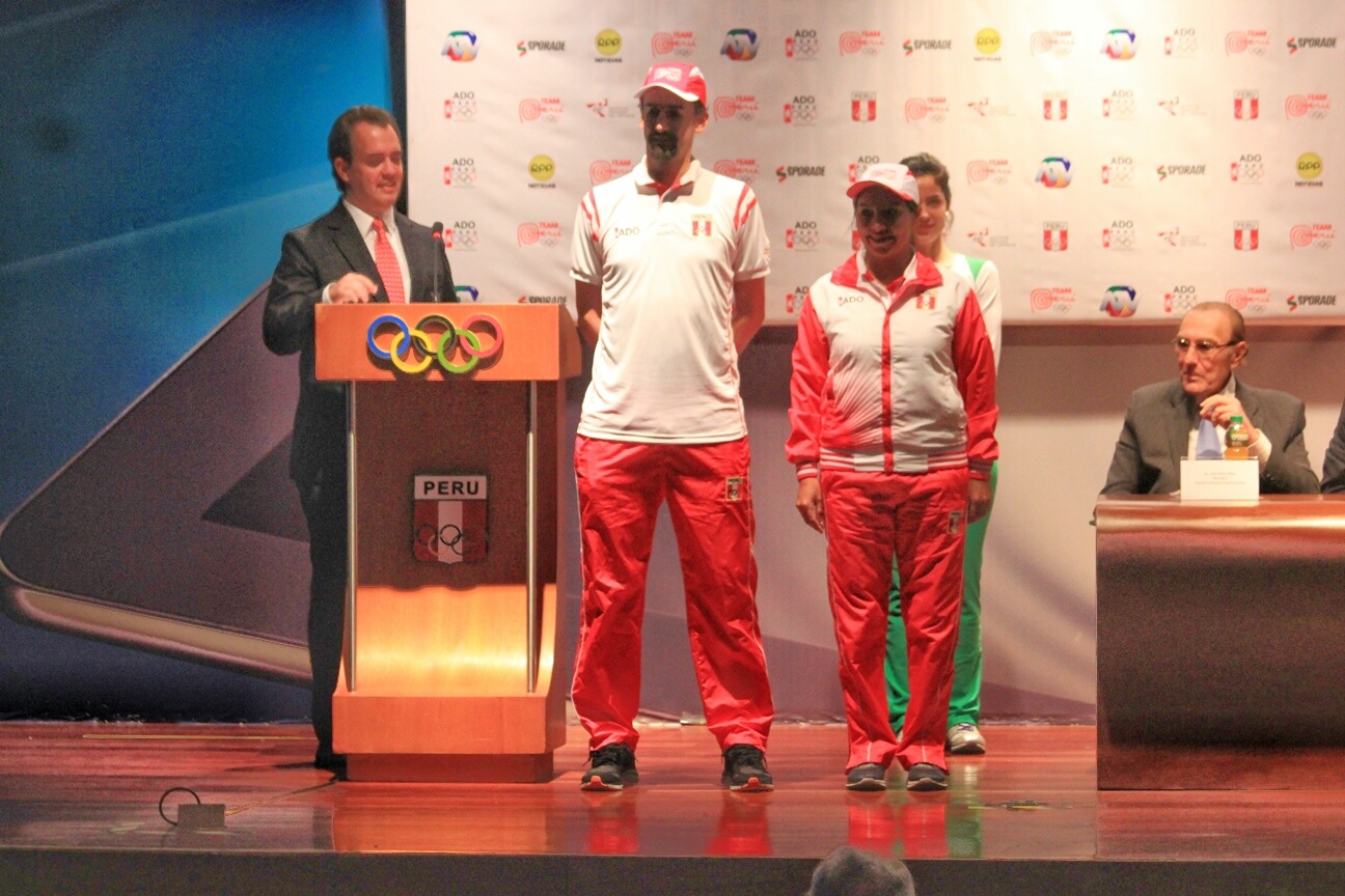 5 - Uniforme Oficial
