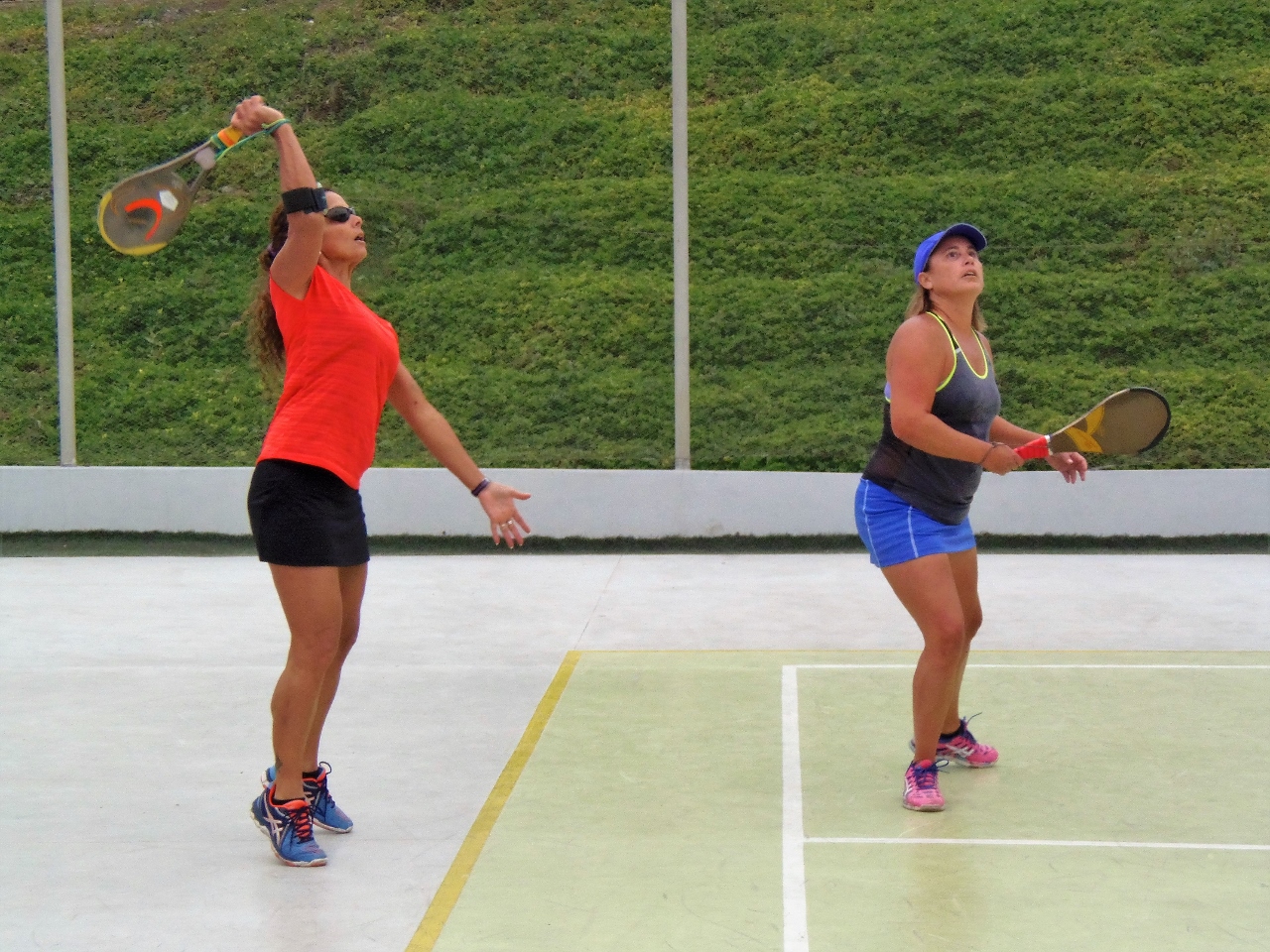 Claudia Suarez izquierda Sandra Chavez derecha 1280x960