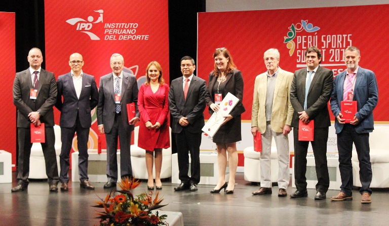 CLAUSURA