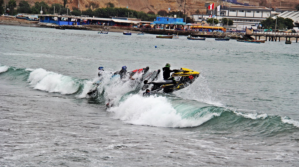 MOTOSACUATICAS2