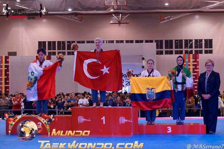 peru logro medalla de plata en mundial de pomsae